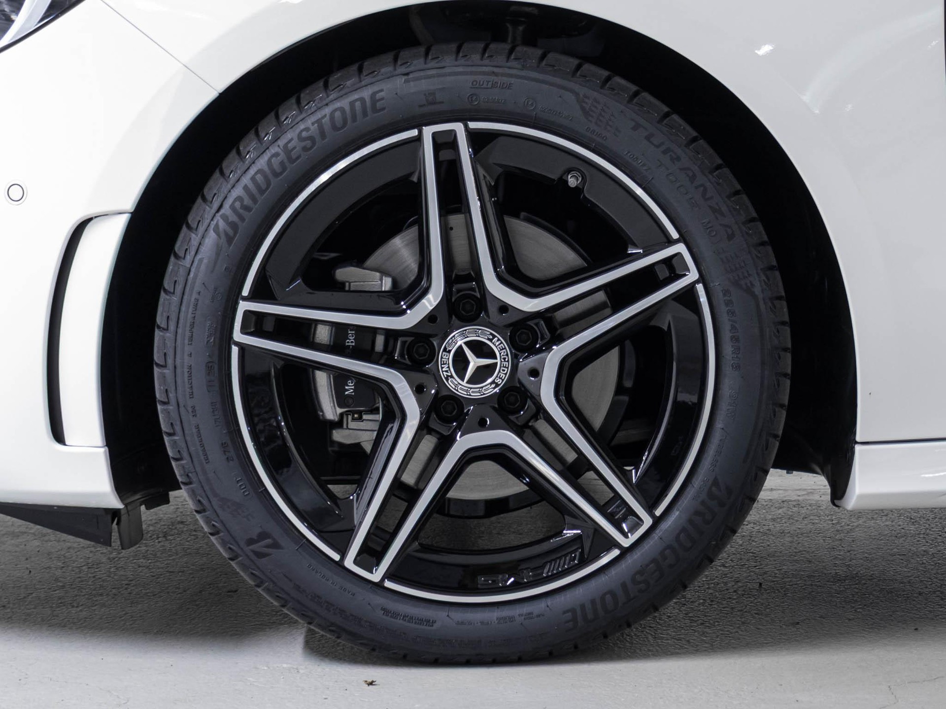 MERCEDES-BENZ B 200-image-12