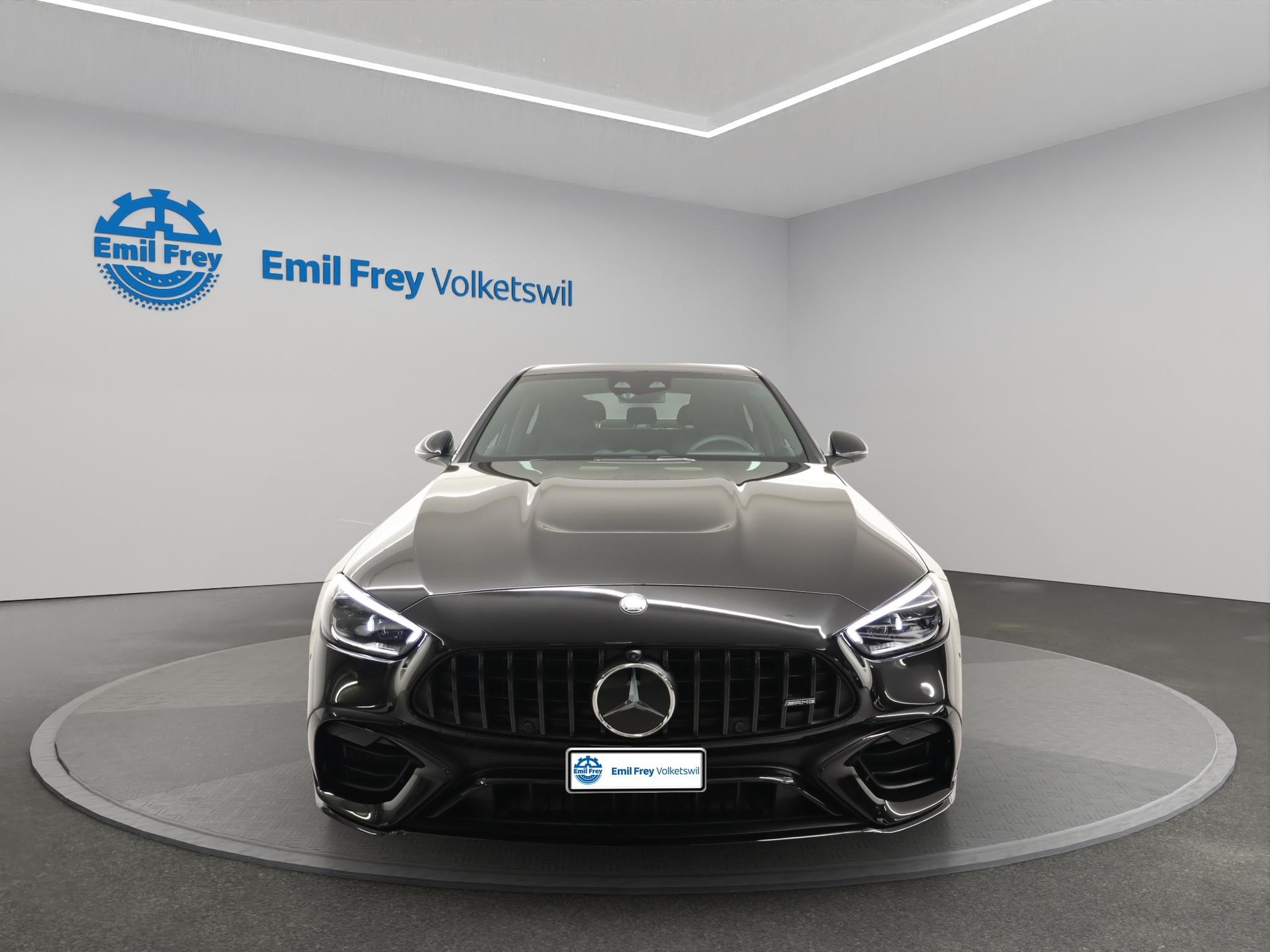 MERCEDES-BENZ C 63 S E PERFORMANCE-showroom-element-2