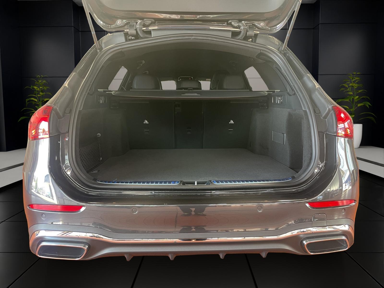 MERCEDES-BENZ C 220 d 4MATIC T-Modell Swiss Star AMG Line-image-8