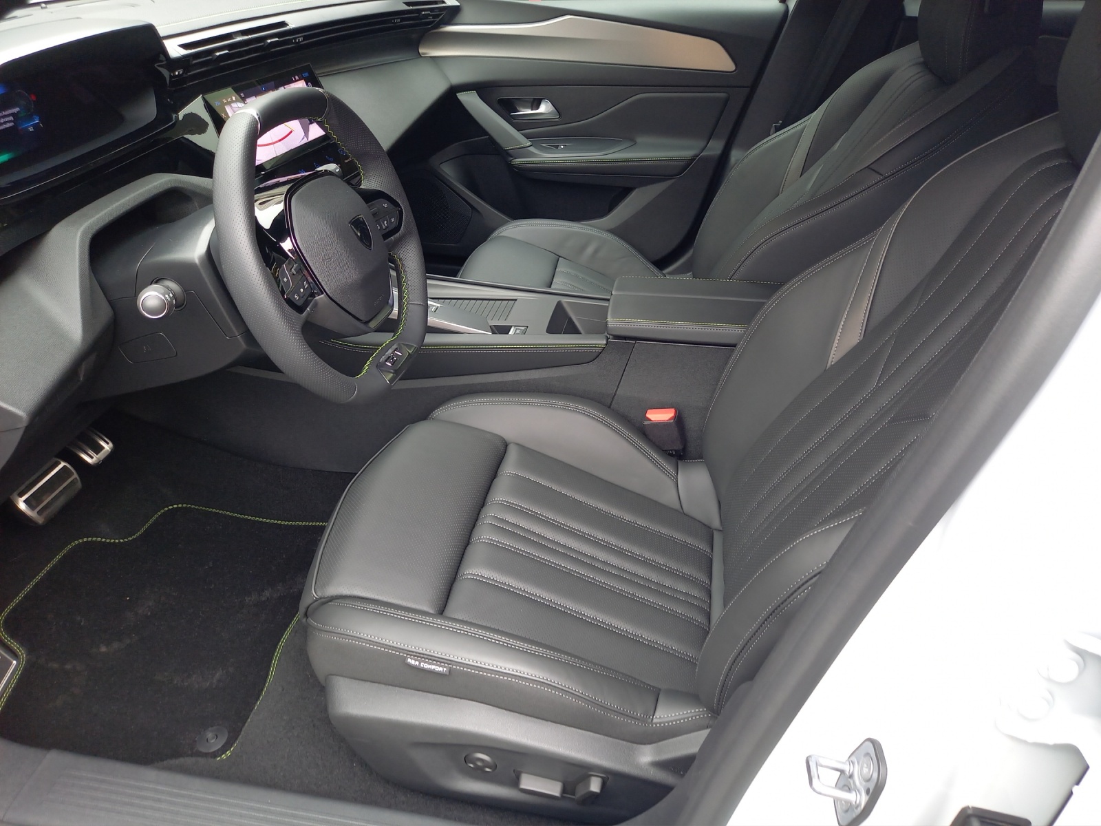 PEUGEOT 308 e-GT 54kWh-image-8