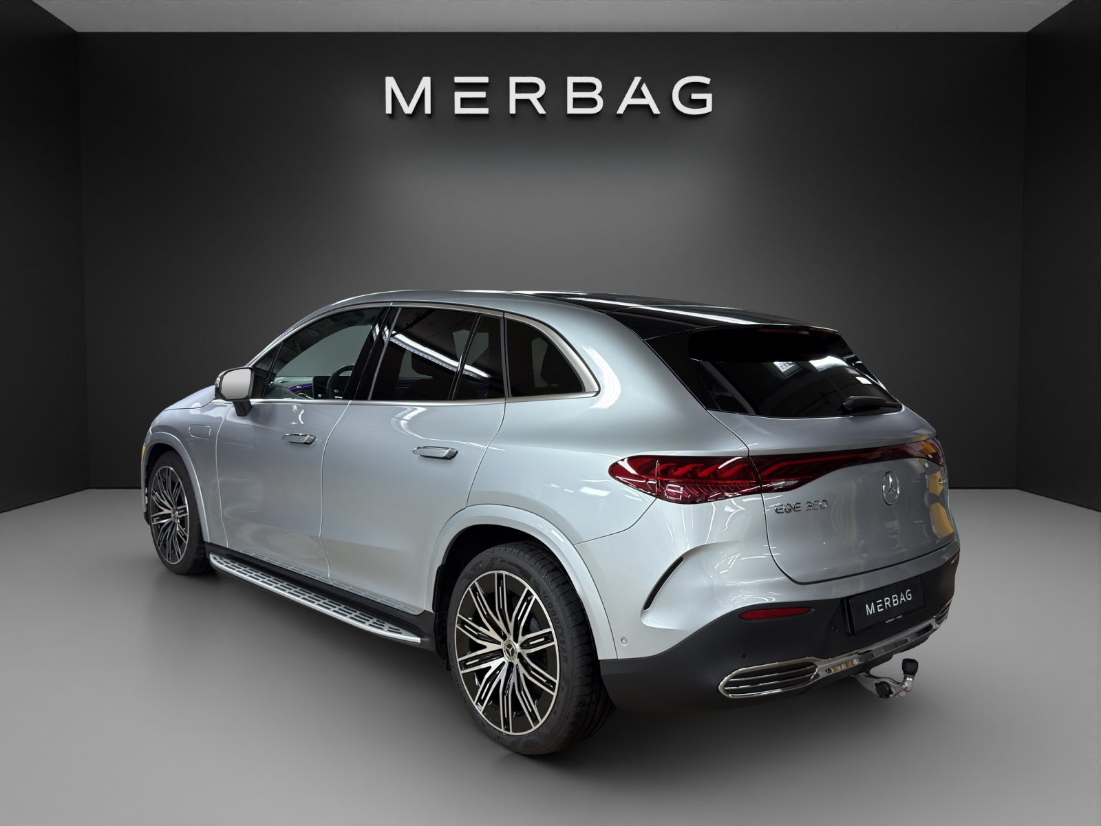 MERCEDES-BENZ EQE SUV 350 4 Matic Excellence Edition-image-2