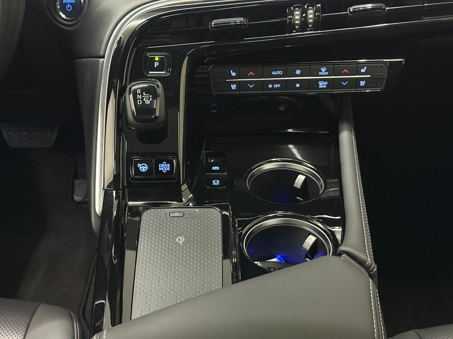 TOYOTA Mirai Fuel cell Platinum-image-18