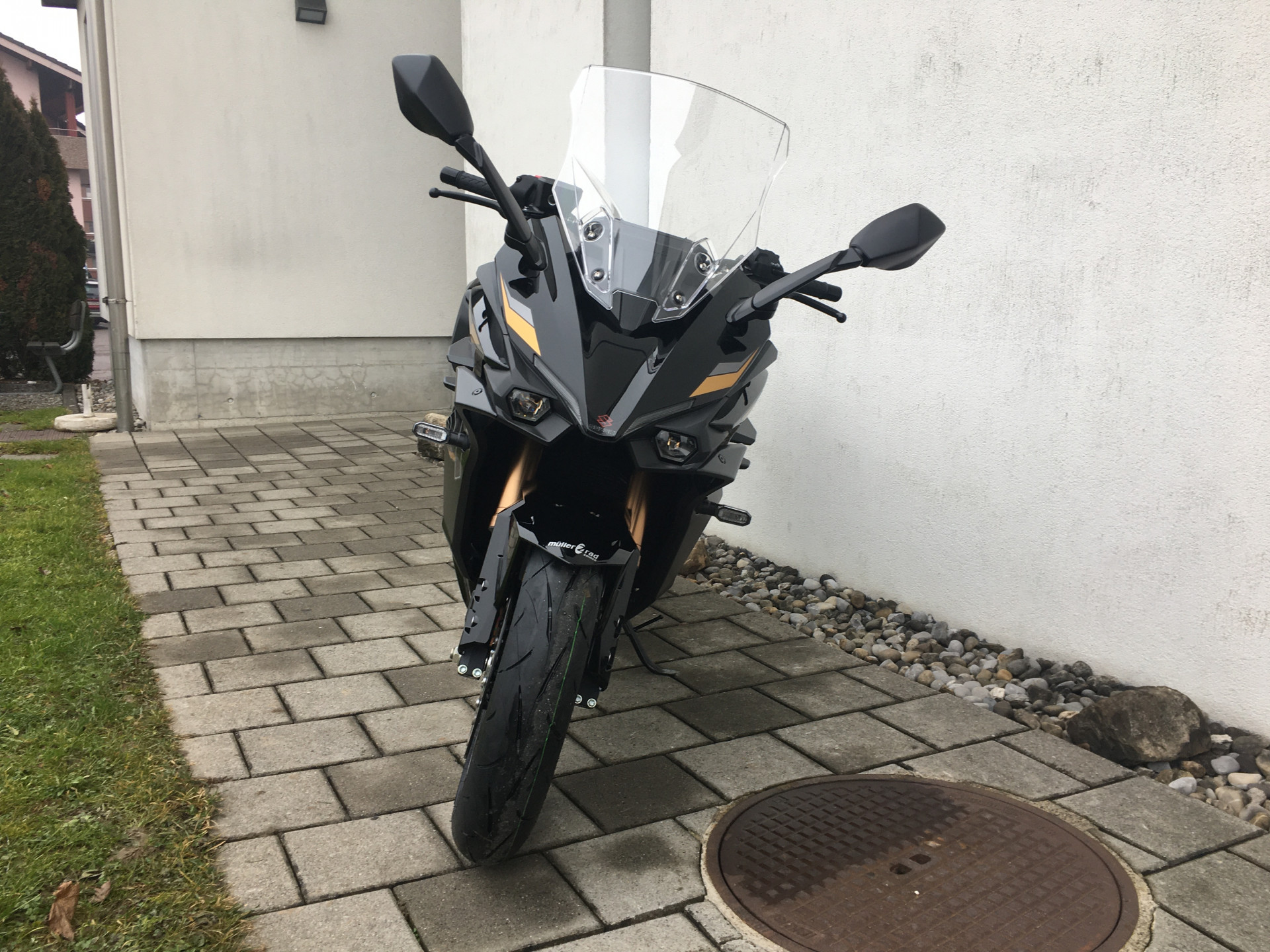 SUZUKI GSX-S 1000 GT Travel-image-5