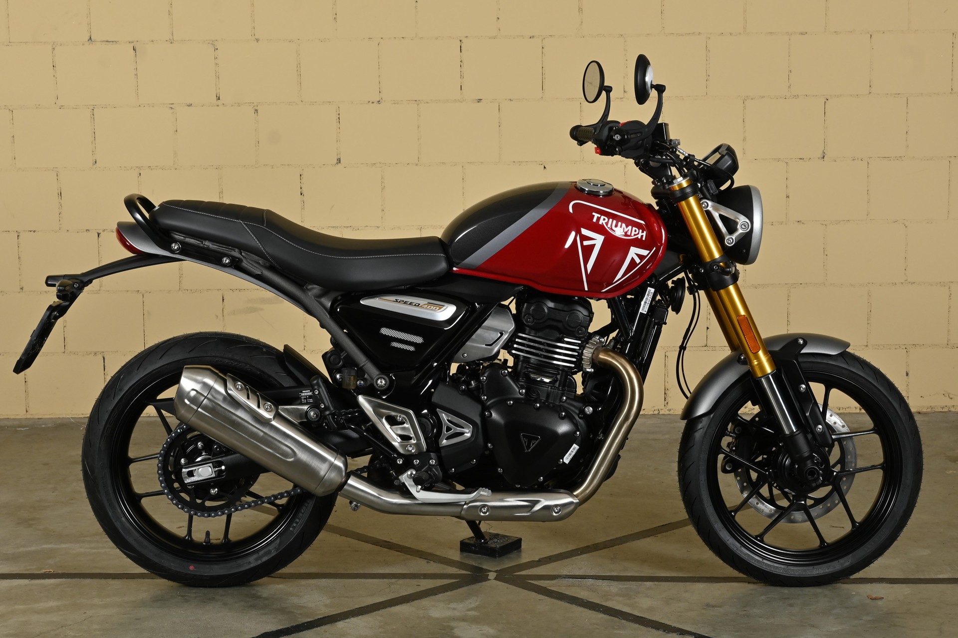 TRIUMPH Speed 400