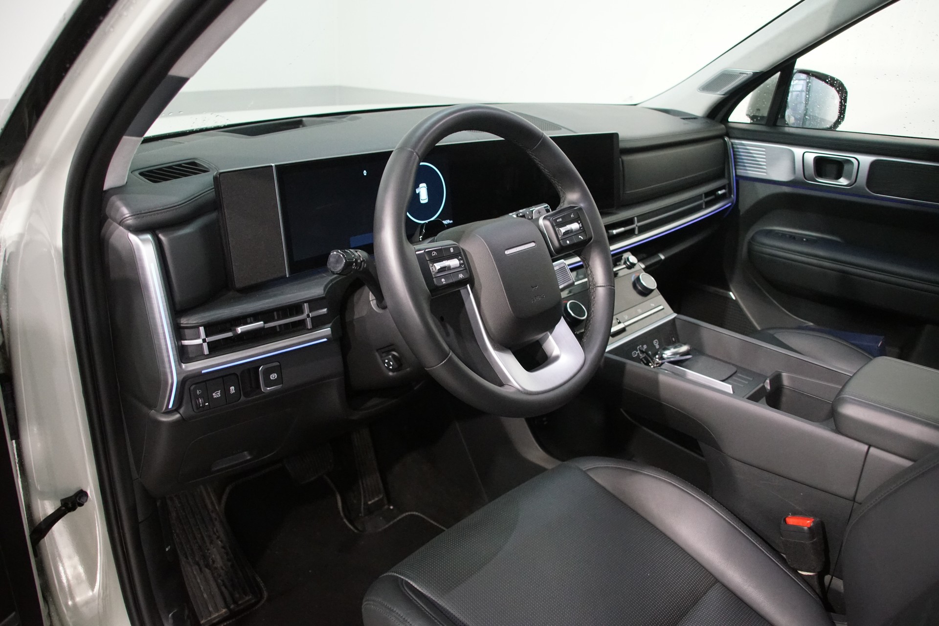 HYUNDAI Santa Fe 1.6 T-GDi HEV Vertex *swiss* 4WD Automatic-image-9