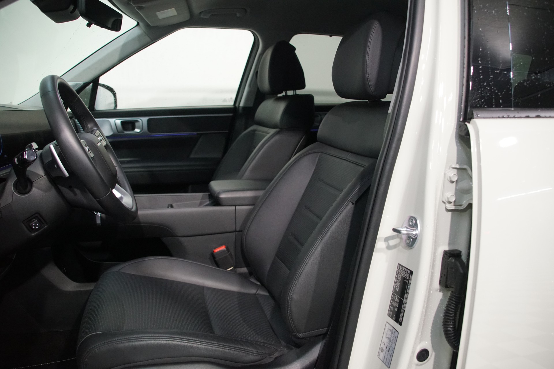 HYUNDAI Santa Fe 1.6 T-GDi HEV Vertex *swiss* 4WD Automatic-image-11
