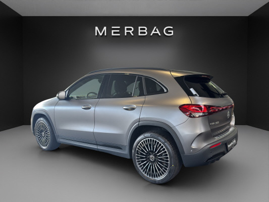 MERCEDES-BENZ EQA 350 AMG Line 4Matic-image-3