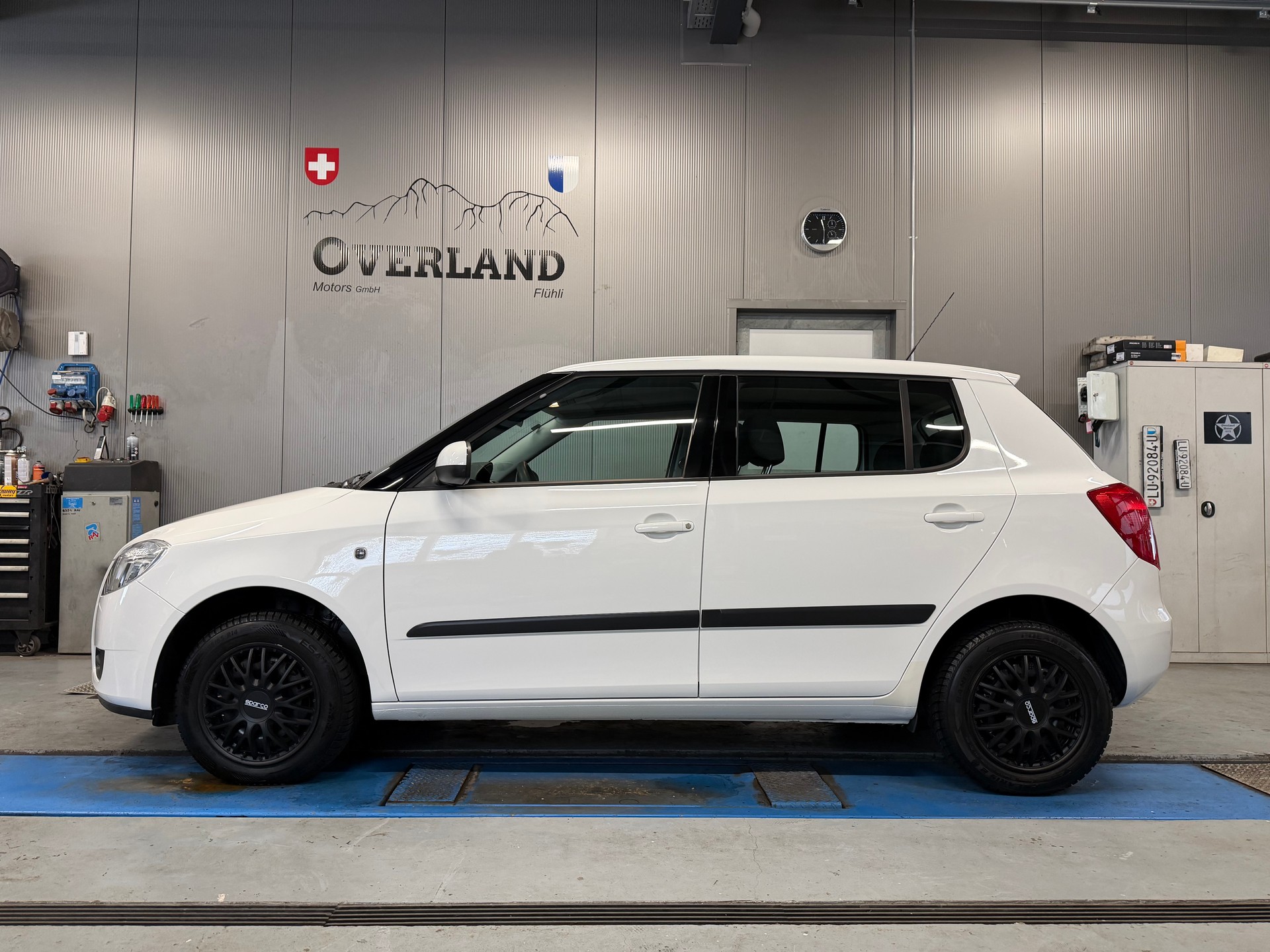 SKODA Fabia 1.2 HGT-showroom-element-1