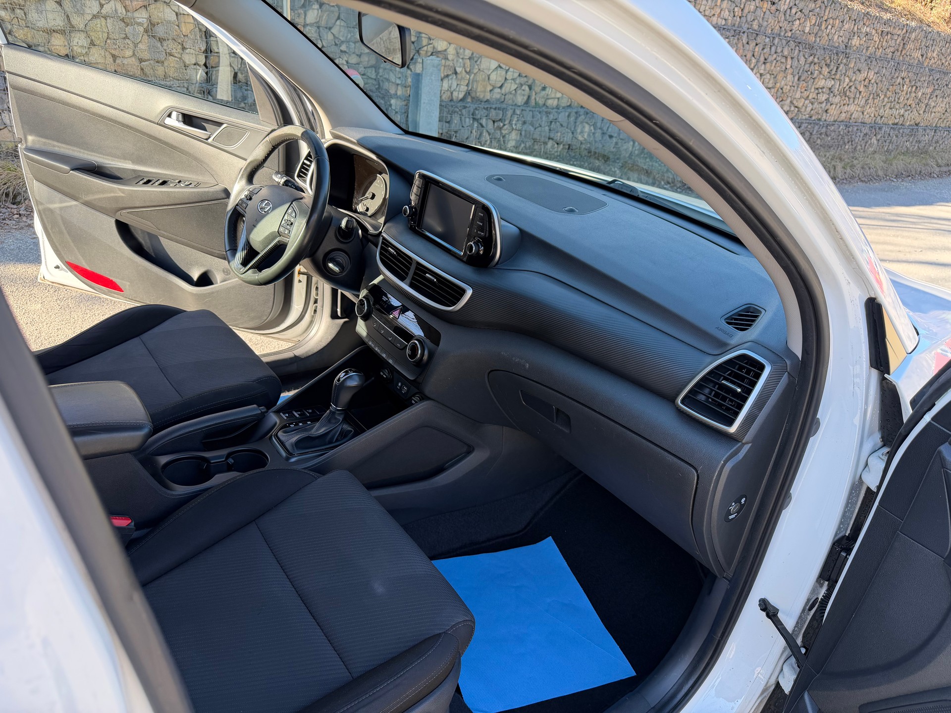 HYUNDAI Tucson 1.6 TGDI Amplia 2WD DCT-image-9