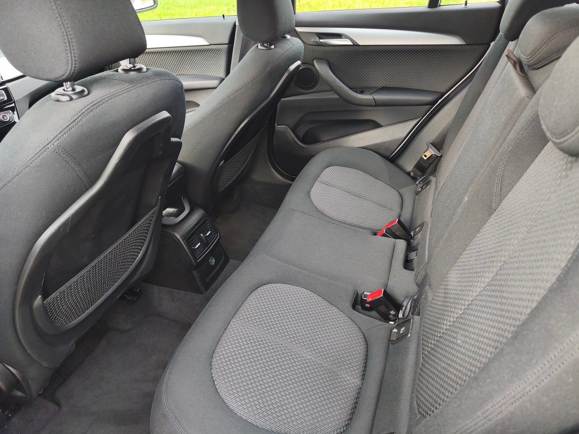 BMW X1 xDrive 18d Steptronic-image-12