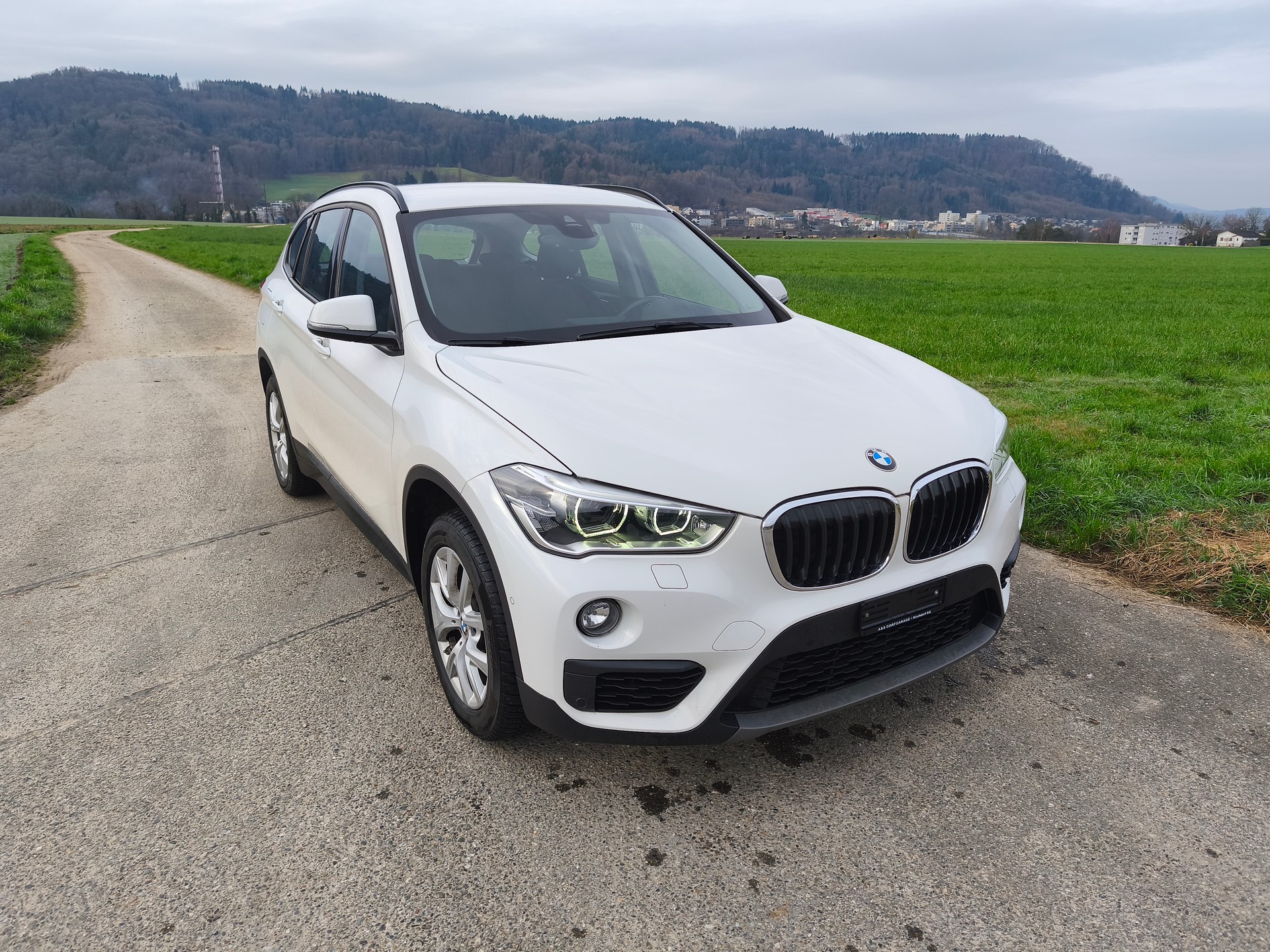 BMW X1 xDrive 18d Steptronic-image-6