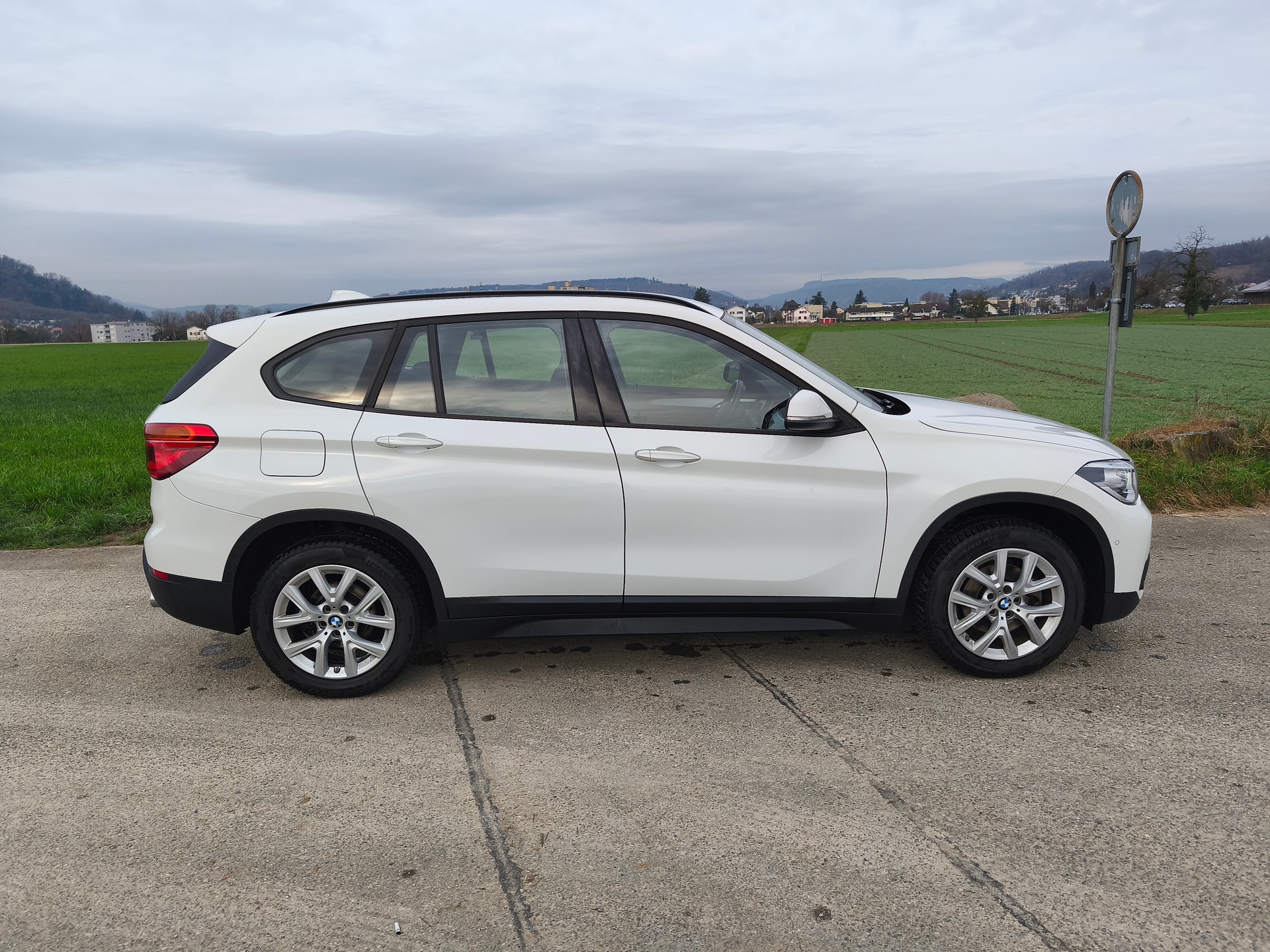 BMW X1 xDrive 18d Steptronic-image-5
