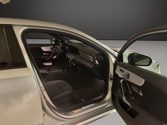 MERCEDES-BENZ A 250 e EQ Star 8G-DCT-image-8