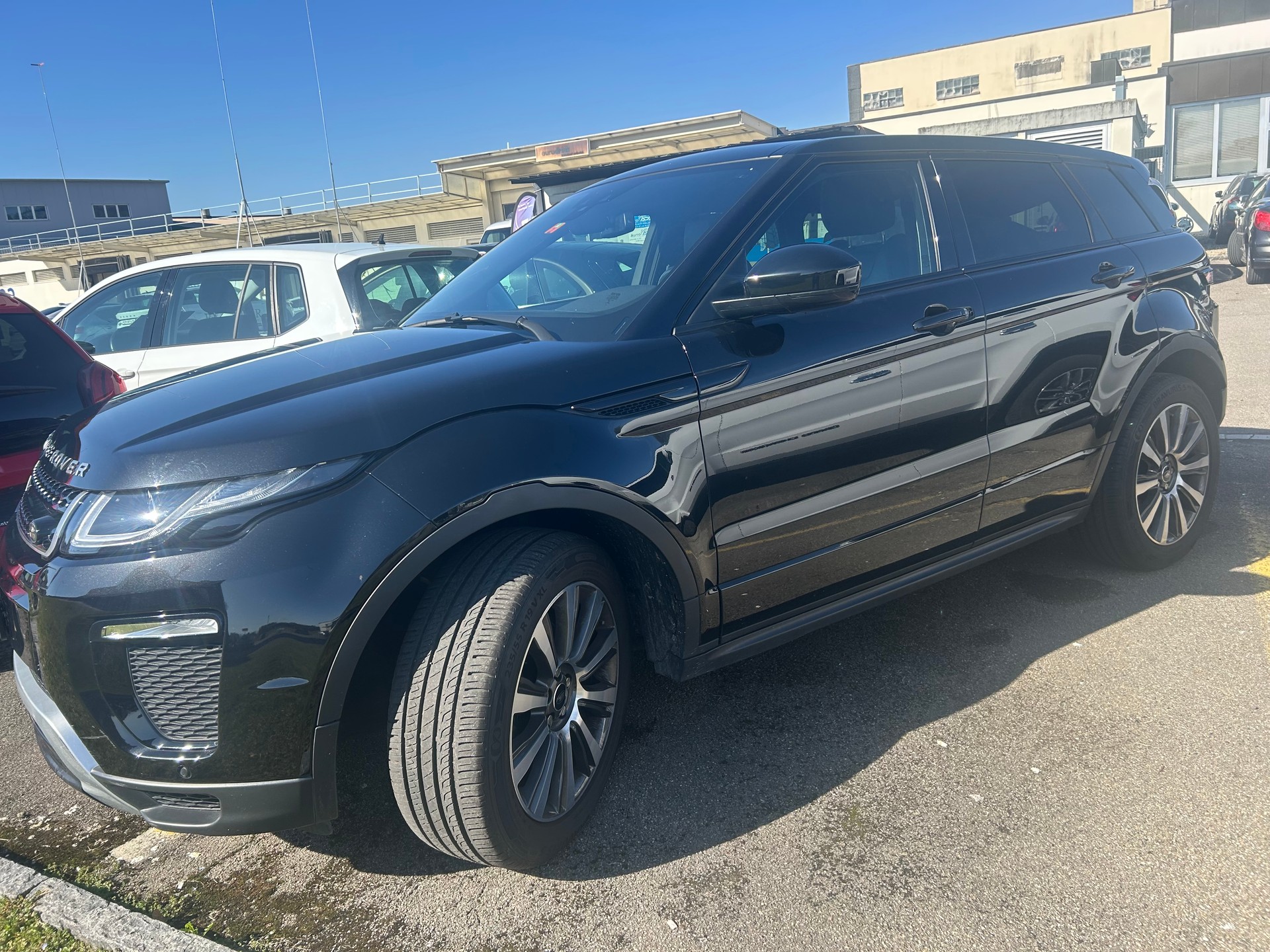LAND ROVER Range Rover Evoque 2.0 Si4 Pure AT9-image-6