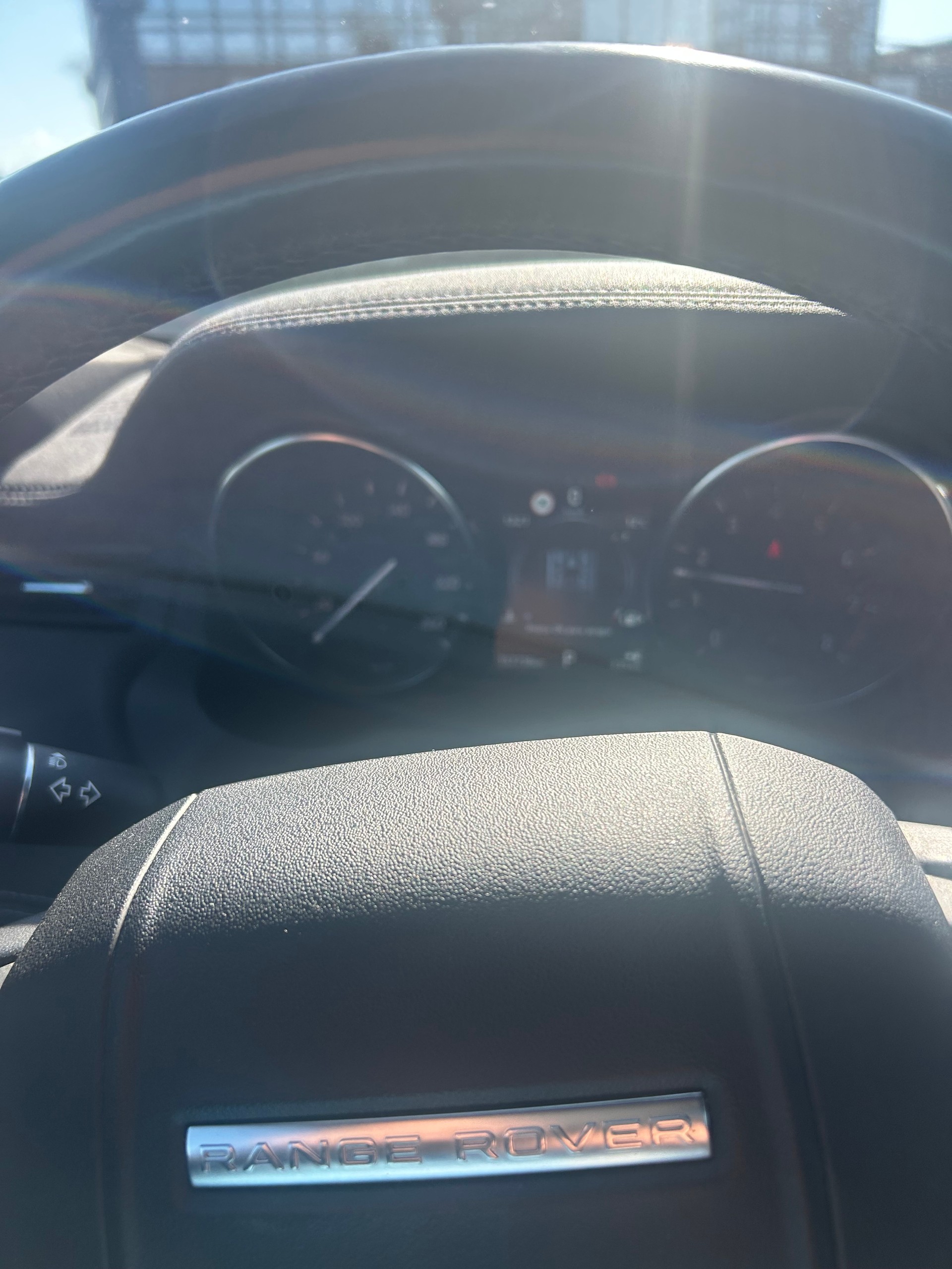 LAND ROVER Range Rover Evoque 2.0 Si4 Pure AT9-image-4