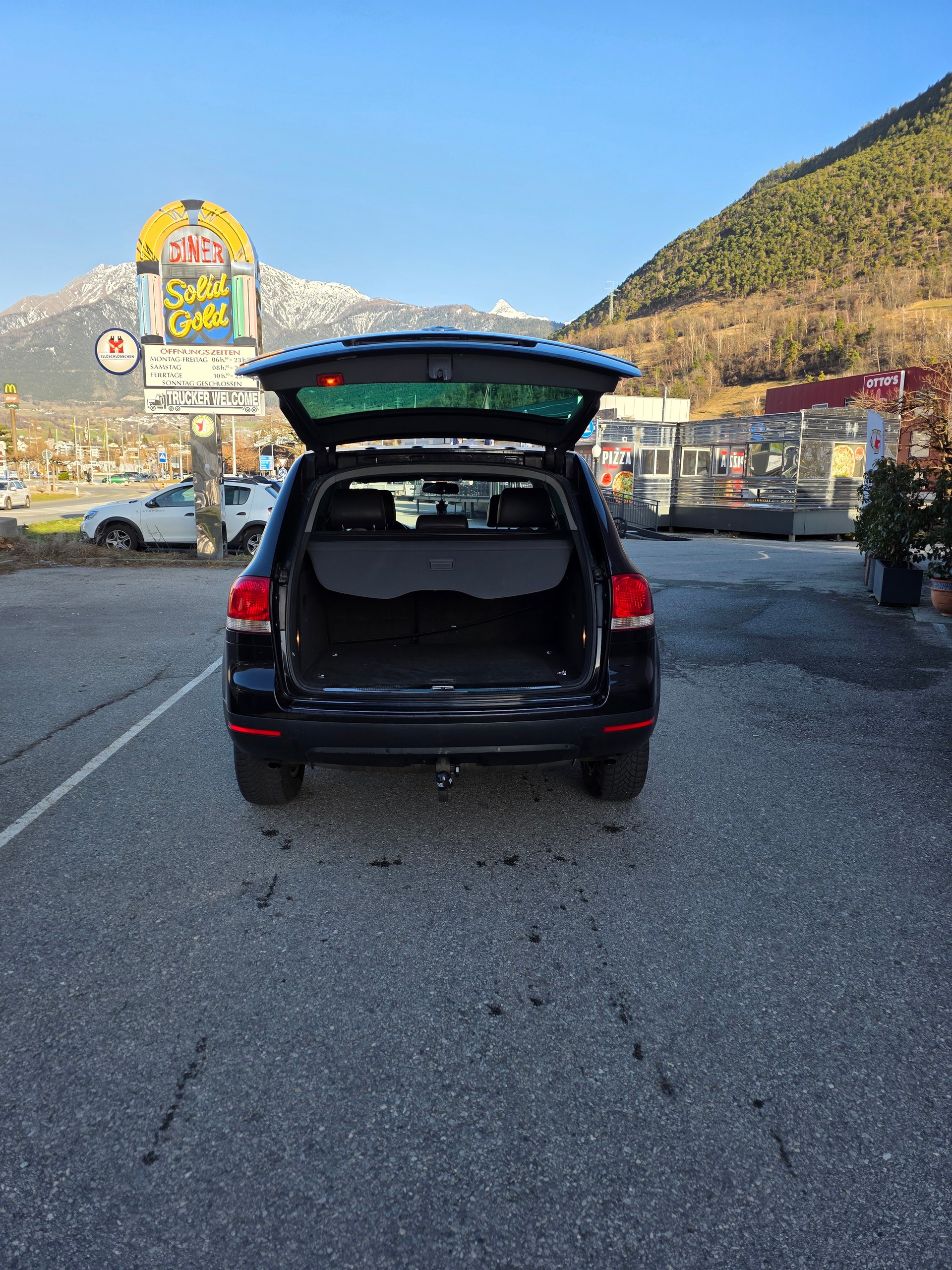 VW Touareg 3.0 TDI-image-9