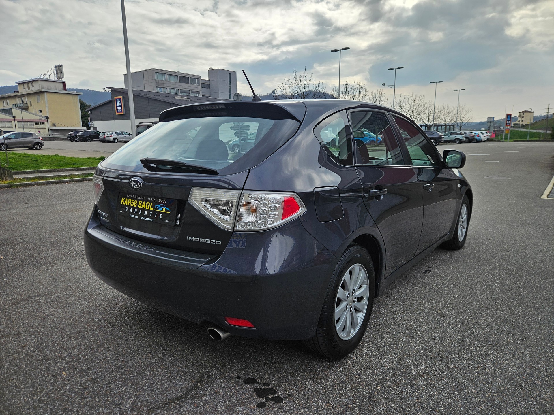 SUBARU Impreza 1.5R Swiss Automatic-image-2