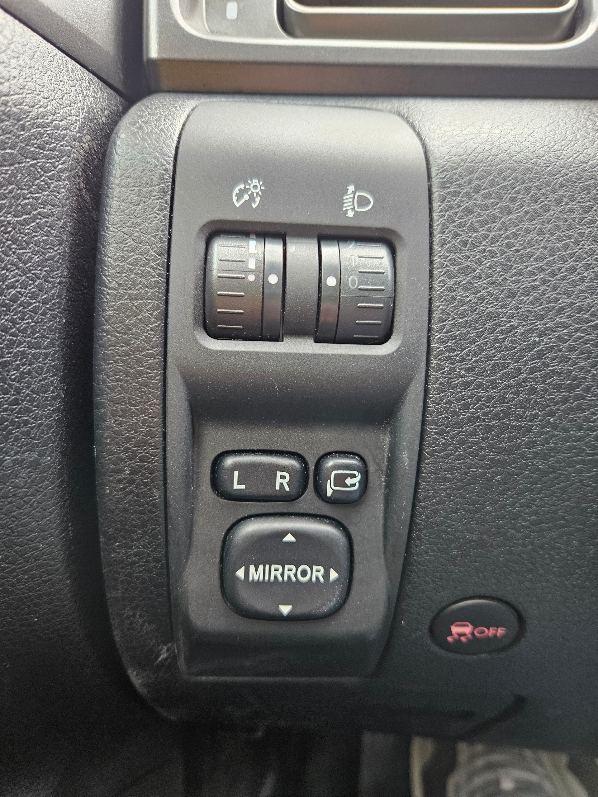 SUBARU Impreza 1.5R Swiss Automatic-image-11