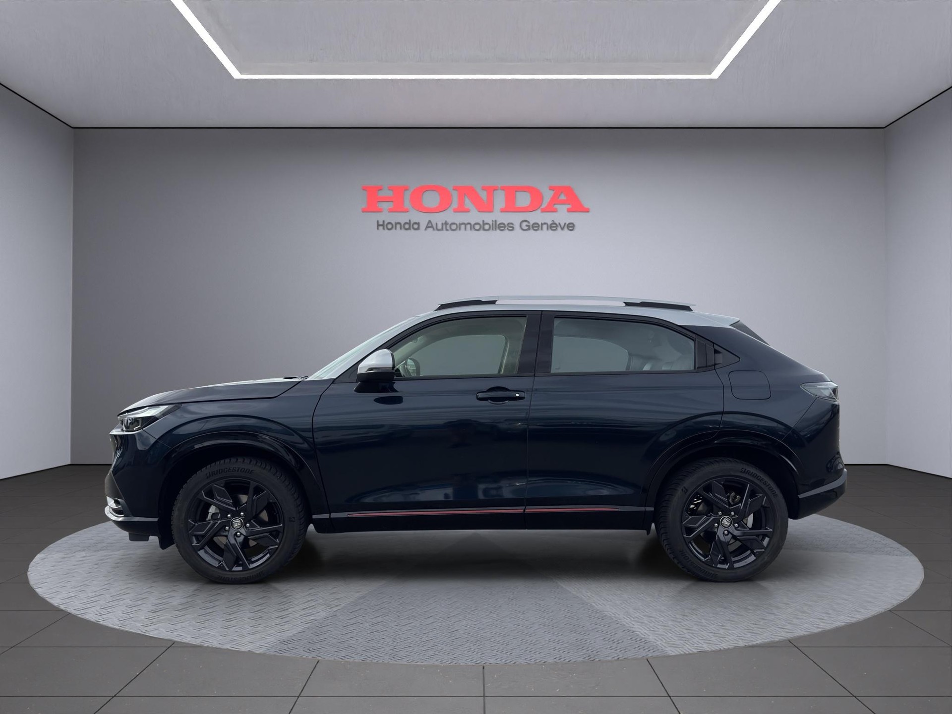 HONDA HR-V 1.5 i-MMD Advance Style-image-4
