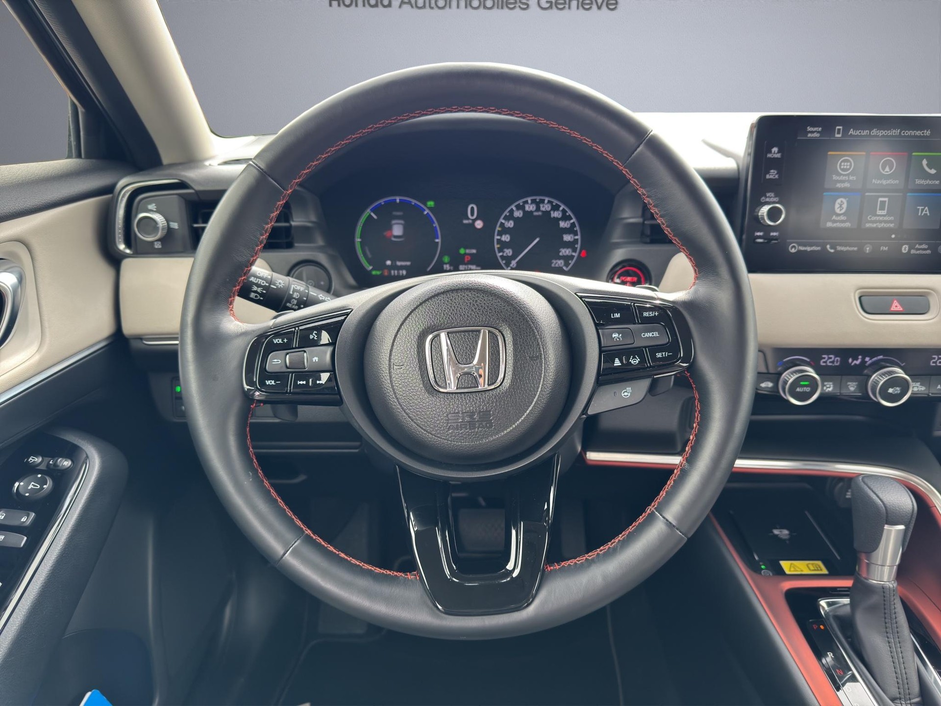 HONDA HR-V 1.5 i-MMD Advance Style-image-9