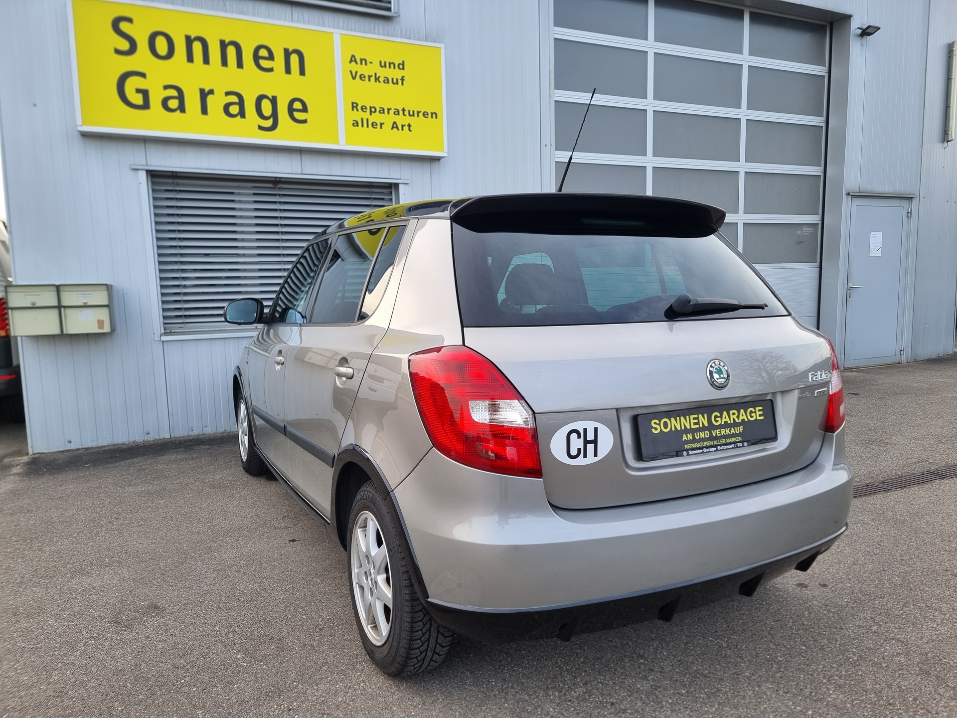 SKODA Fabia 1.2 TSI Monte Carlo-image-9