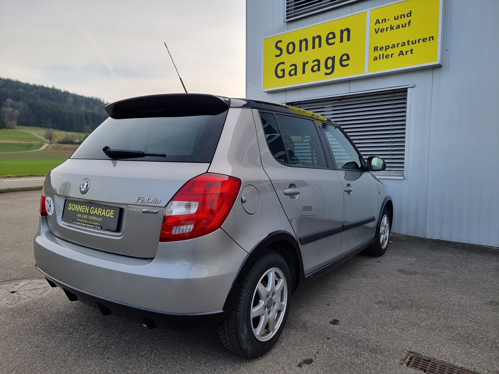 SKODA Fabia 1.2 TSI Monte Carlo-image-8