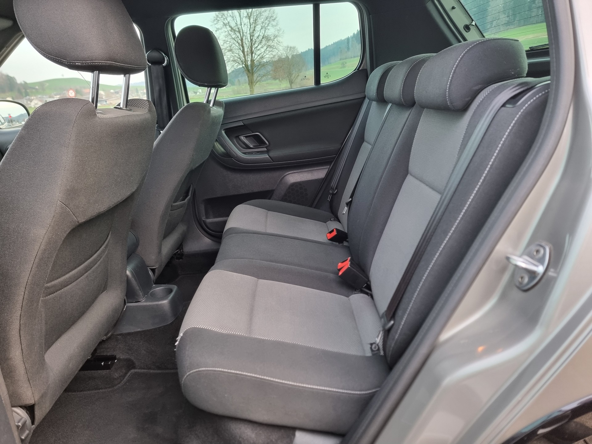 SKODA Fabia 1.2 TSI Monte Carlo-image-5