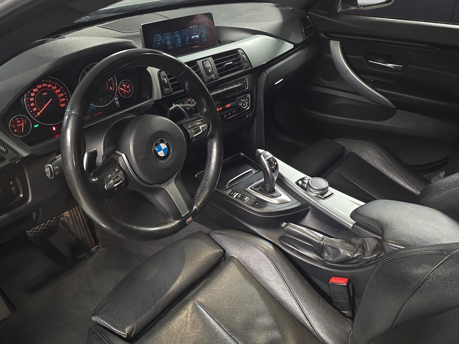 BMW 435d Gran Coupé xDrive M Sport Steptronic-image-9