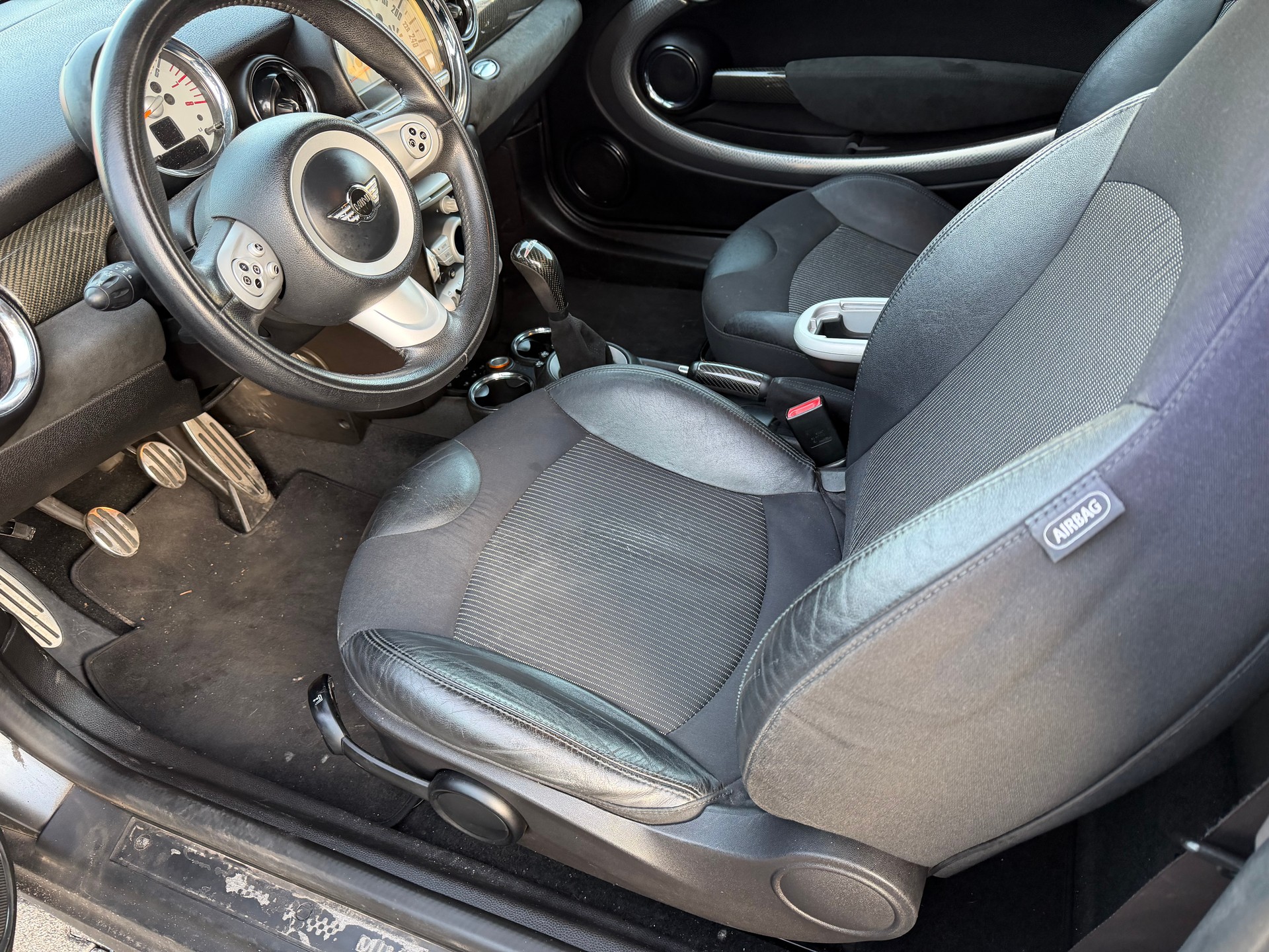 MINI Cooper S-image-4