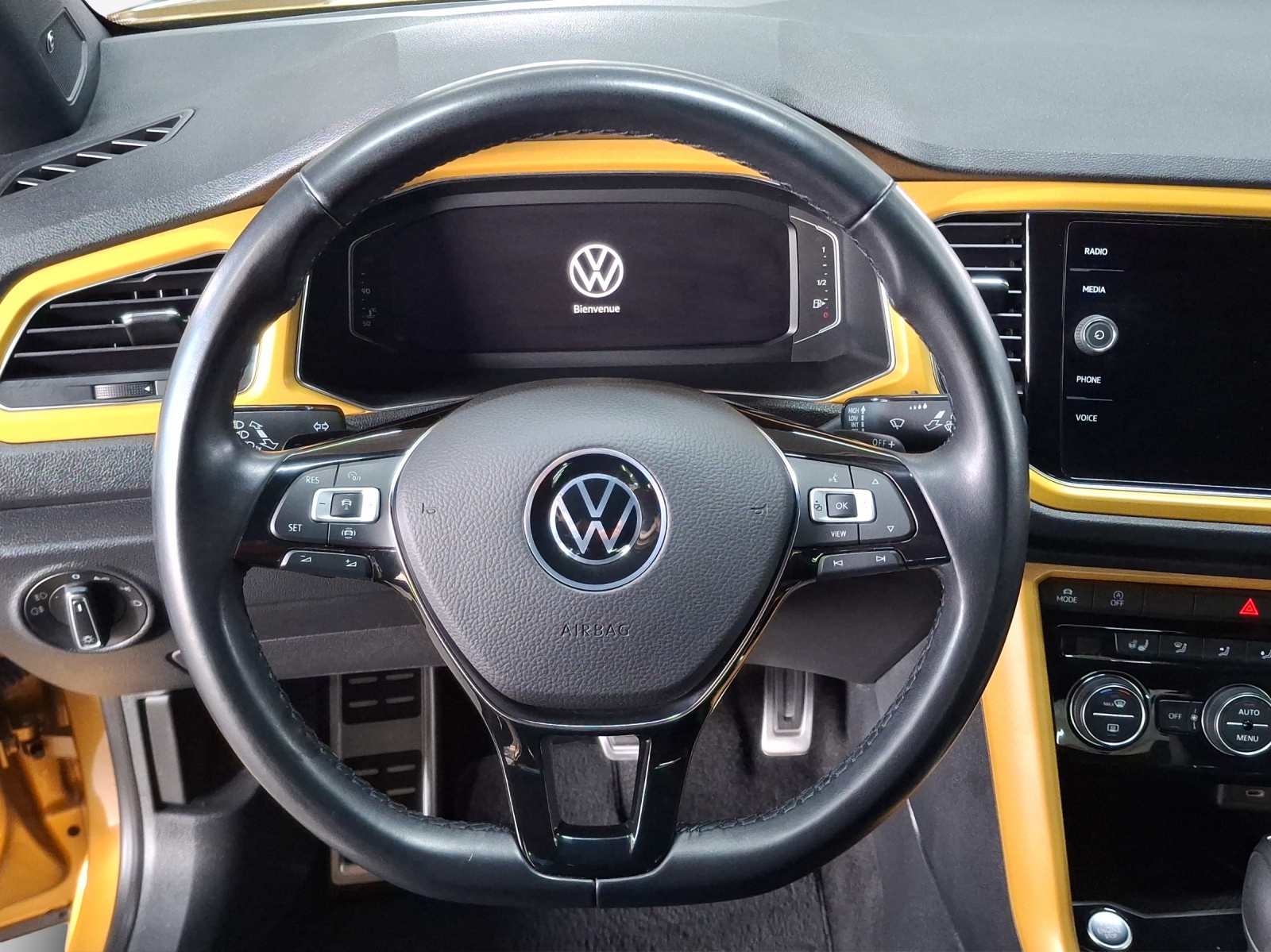 VW T-Roc Cabriolet 1.5 TSI EVO R-Line DSG-image-8
