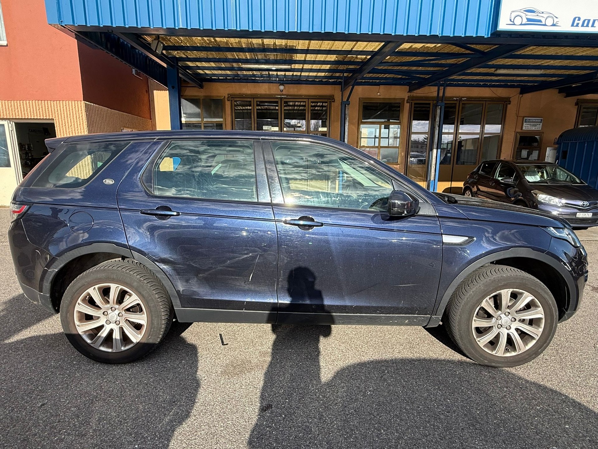 LAND ROVER Discovery Sport 2.0 TD4 Pure AT9-image-7