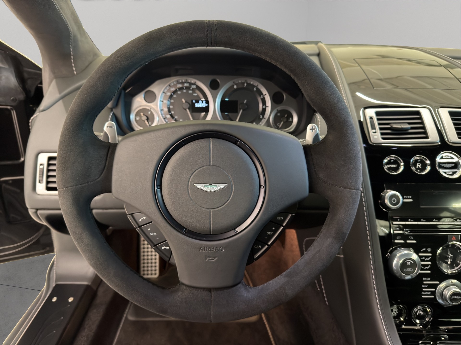 ASTON MARTIN V8 Vantage 4.7 S Sportshift-image-14