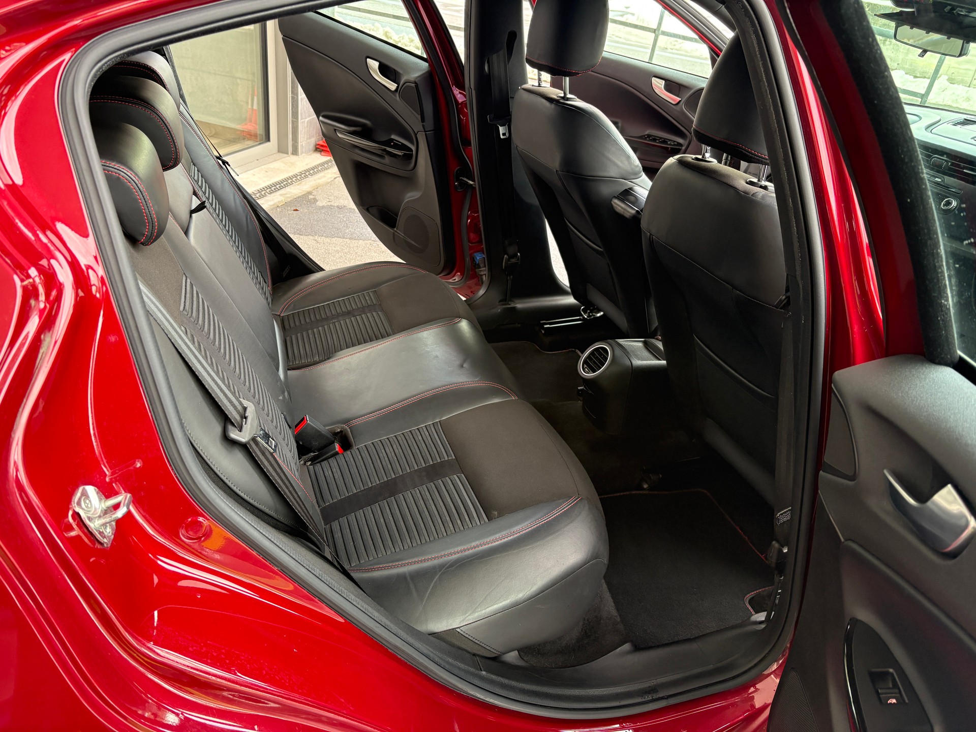 ALFA ROMEO Giulietta 1.4 T Distinctive-image-9