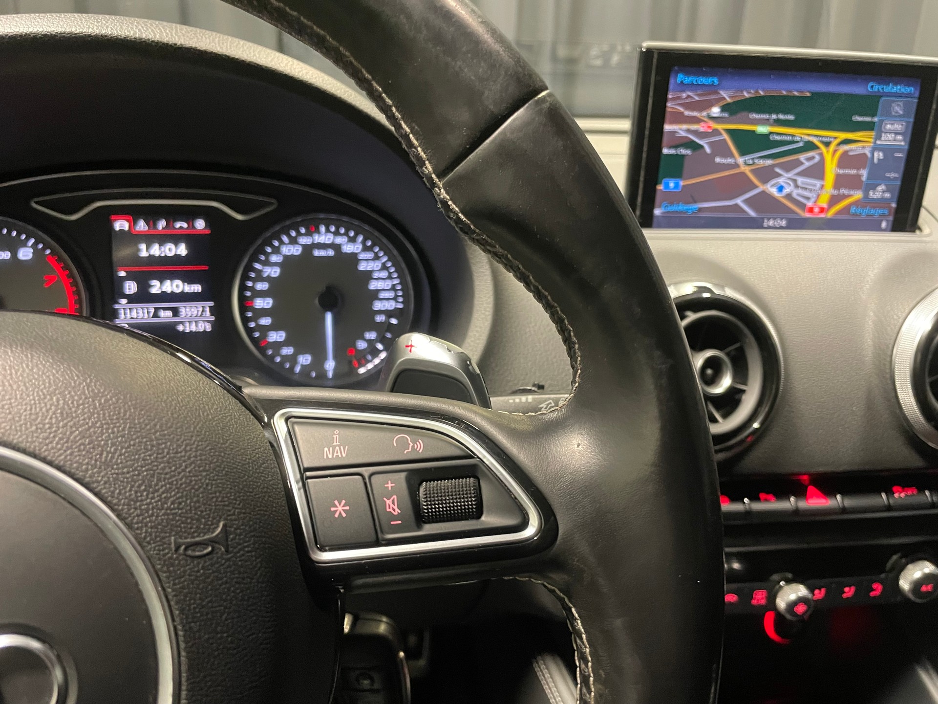 AUDI S3 Sportback 2.0 TFSI quattro S-tronic (65)-image-11