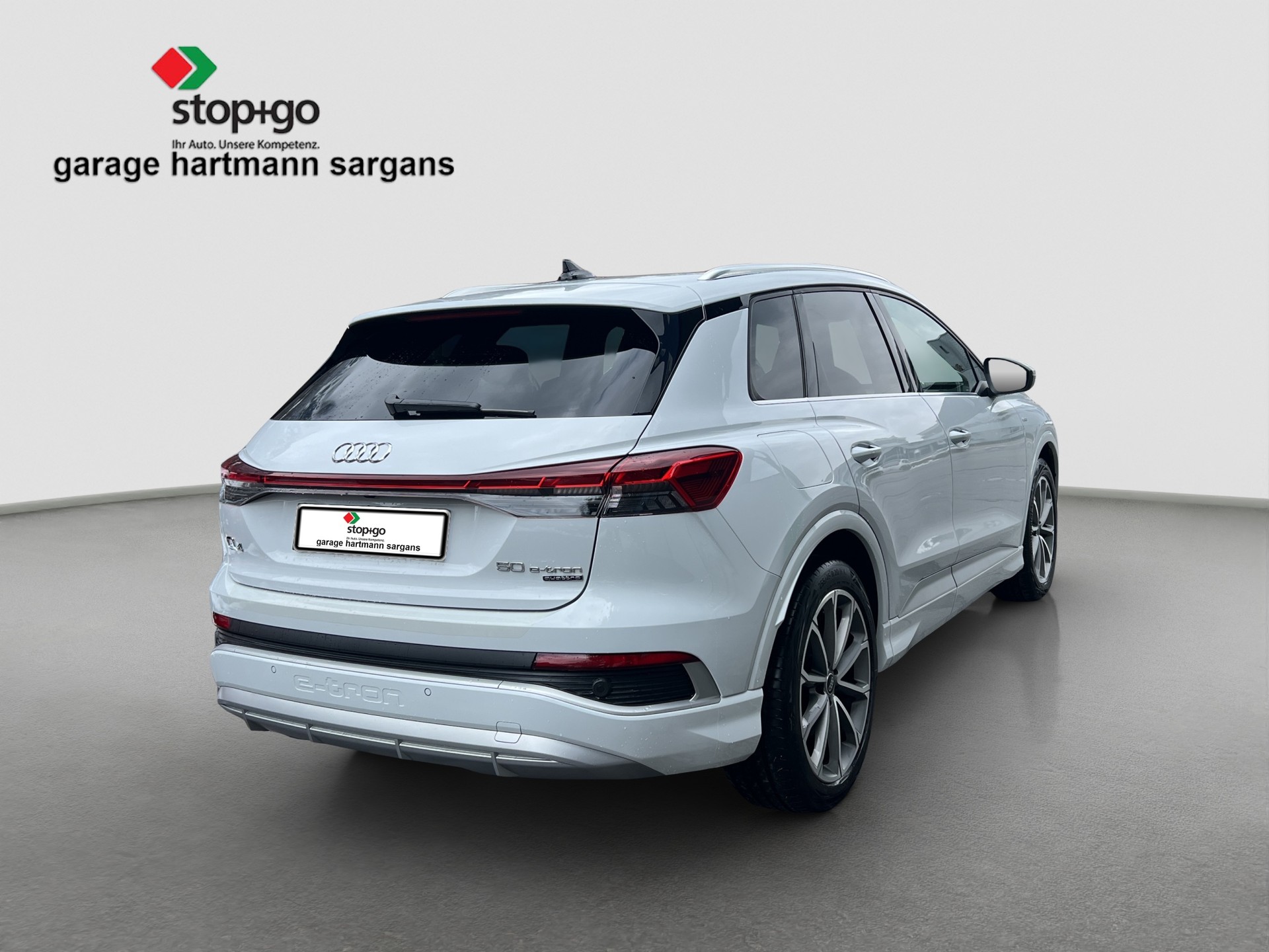 AUDI Q4 e-tron 50 quattro-image-6
