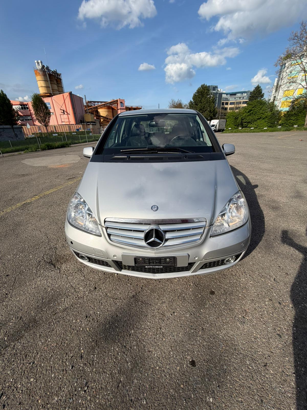 MERCEDES-BENZ A 180 Avantgarde Selection Autotronic-image-0
