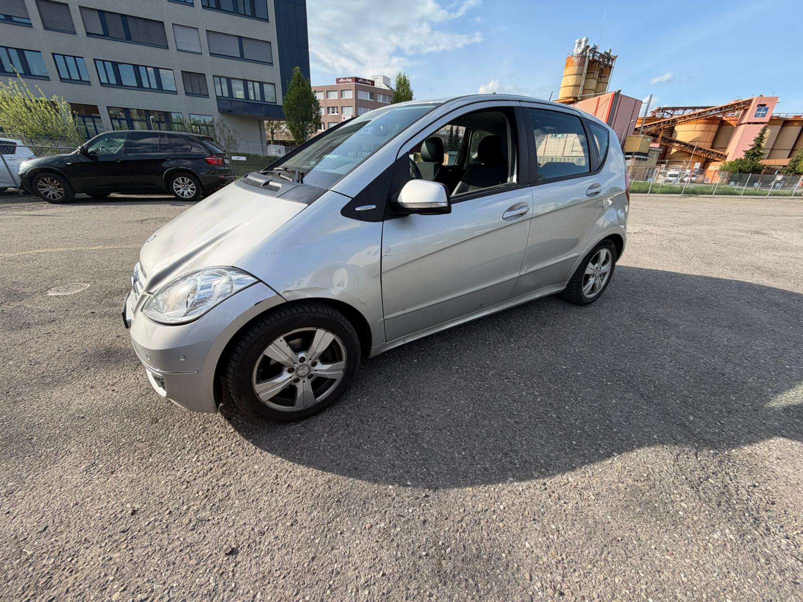 MERCEDES-BENZ A 180 Avantgarde Selection Autotronic-image-1