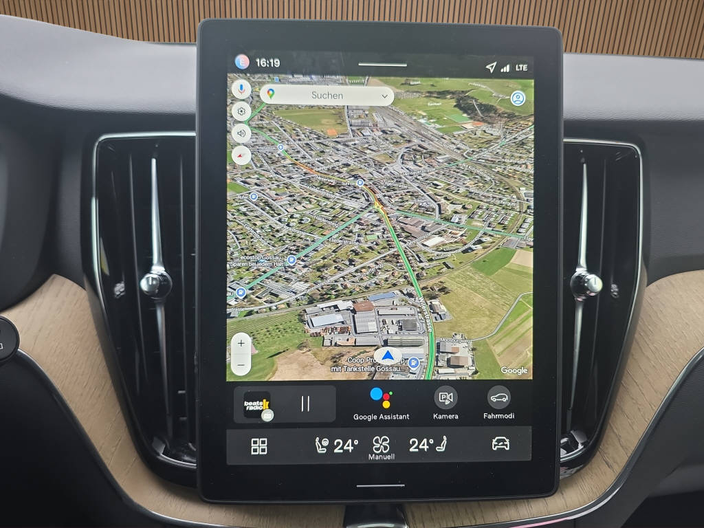 VOLVO XC60 2.0 B5 MH Plus Dark AWD-image-20