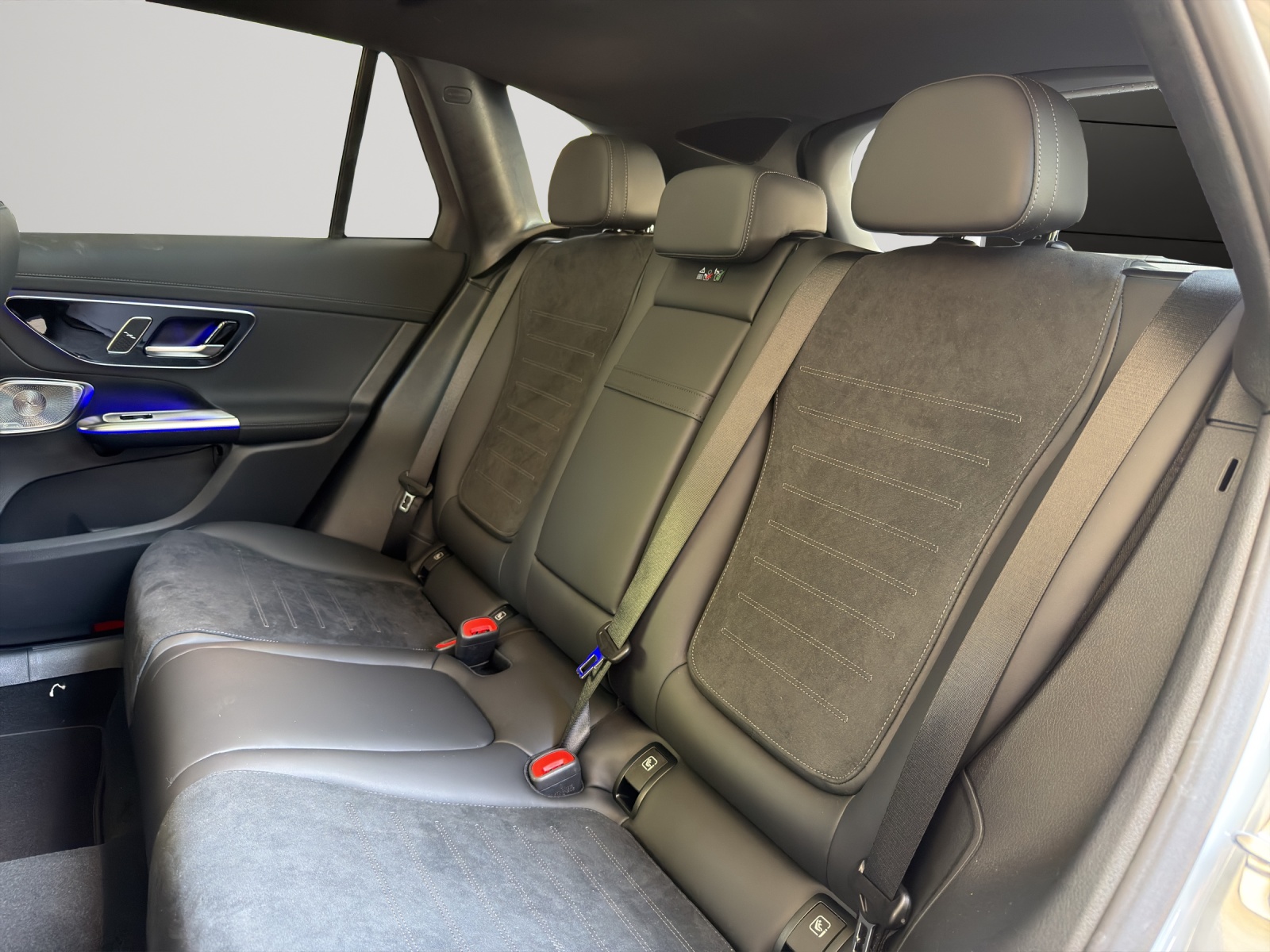 Image MERCEDES-BENZ GLC-400 GLC 400 e 4Matic EQ Star 9G-Tronic