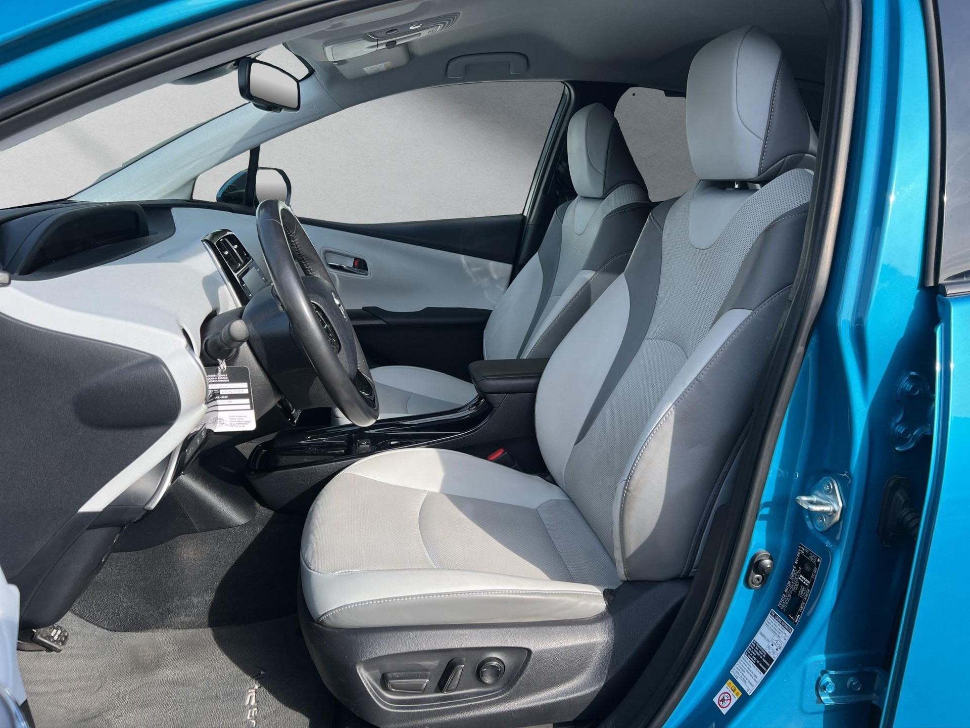 TOYOTA Prius 1.8 VVTi HSD Plug-In Premium-image-8