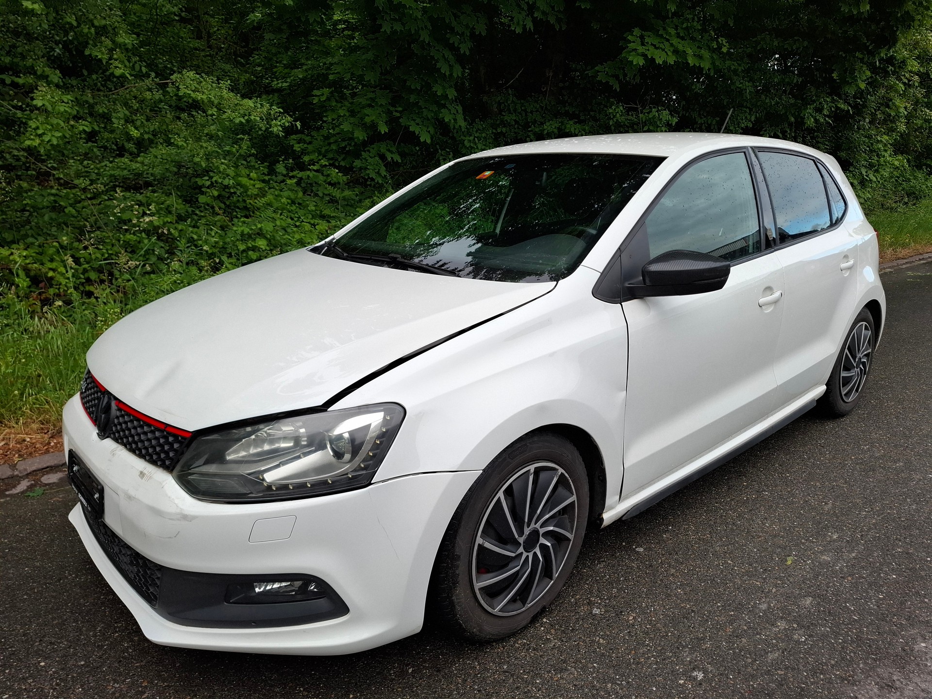 VW Polo 1.4 TSI GTI Carbon Edition DSG-image-9