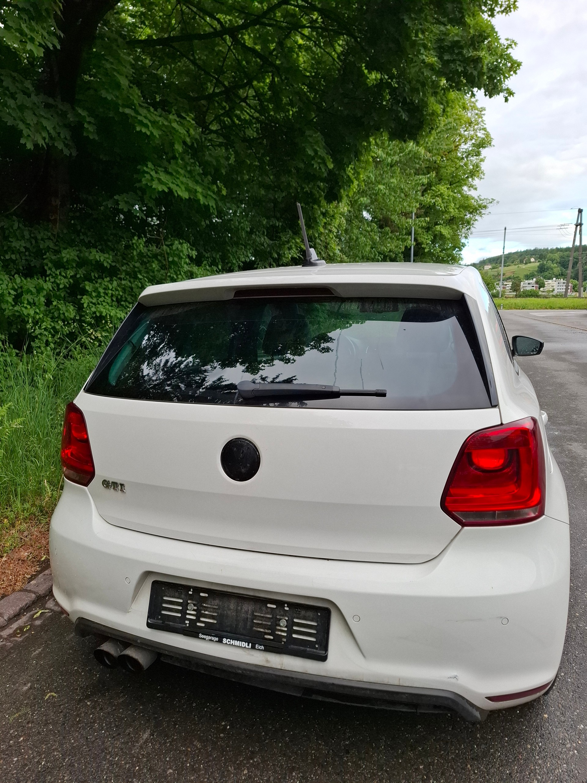 VW Polo 1.4 TSI GTI Carbon Edition DSG-image-12