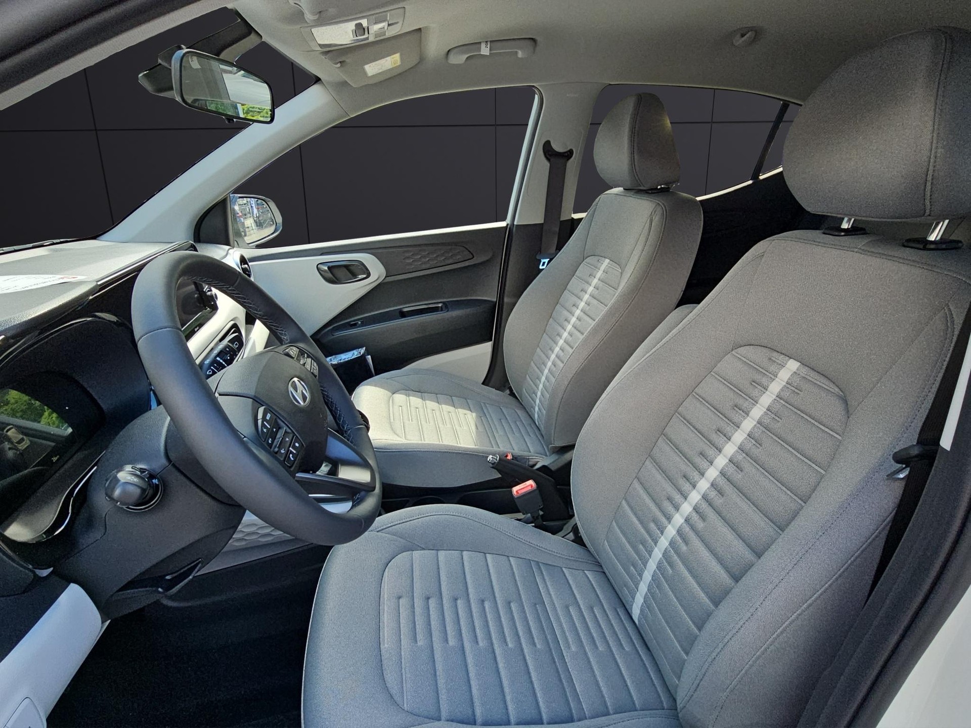 HYUNDAI i10 1.2 Vertex-image-9