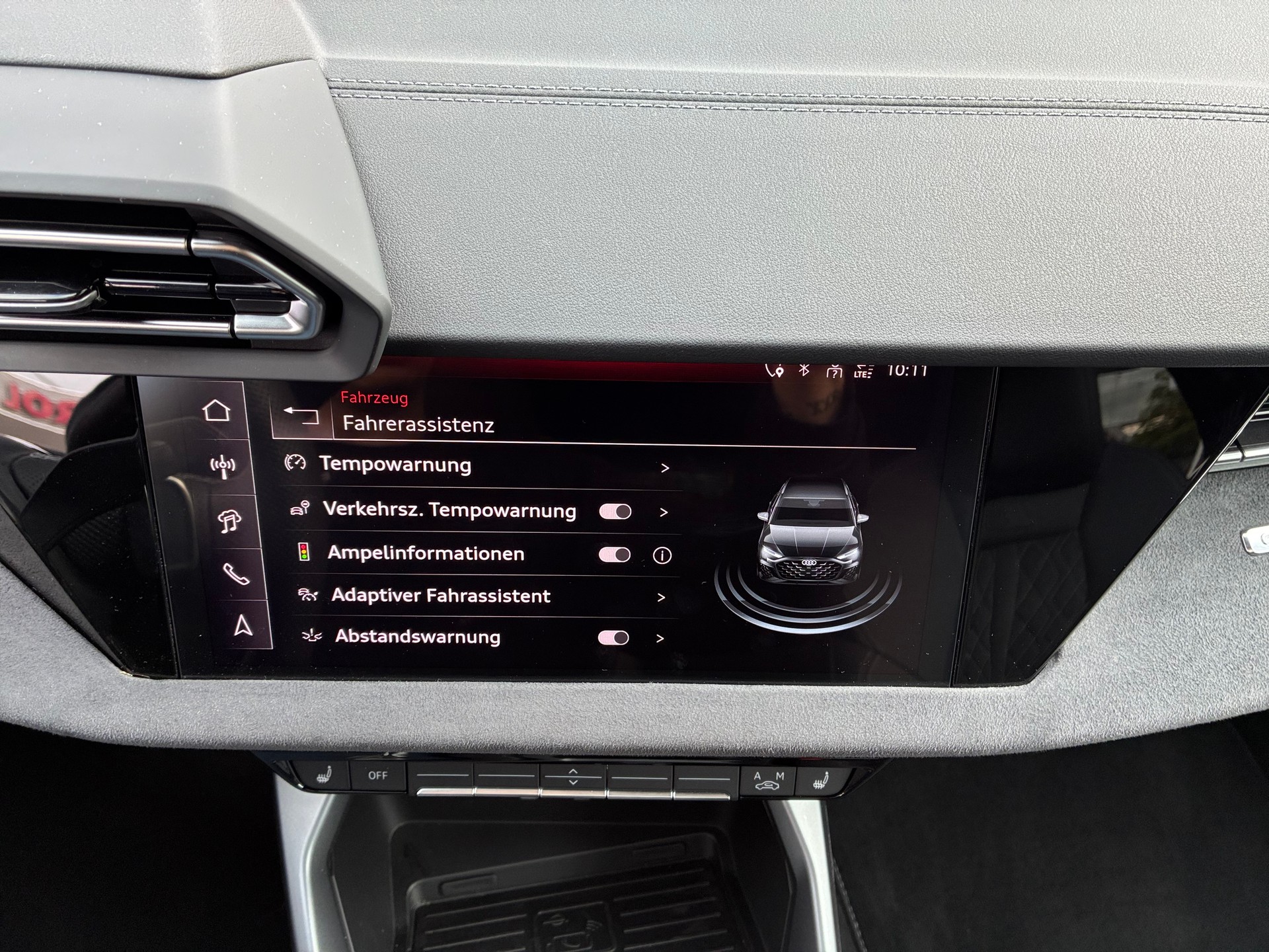 AUDI S3 Sportback TFSI quattro S-tronic-image-18