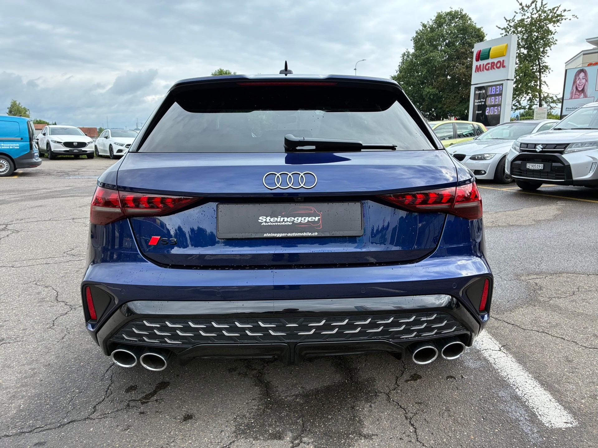 AUDI S3 Sportback TFSI quattro S-tronic-image-9