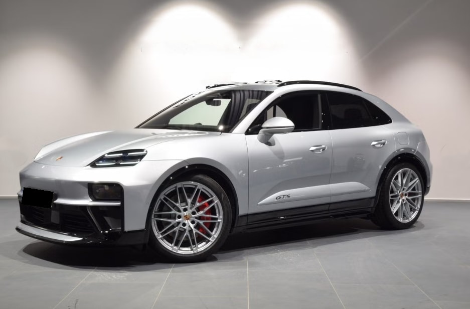PORSCHE Macan 4 GTS 100kWh-image-0