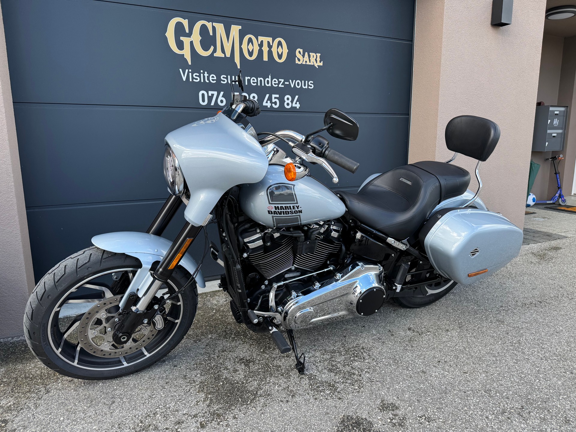 HARLEY-DAVIDSON FLSB Sport Glide (35kW Possible)-showroom-element-3