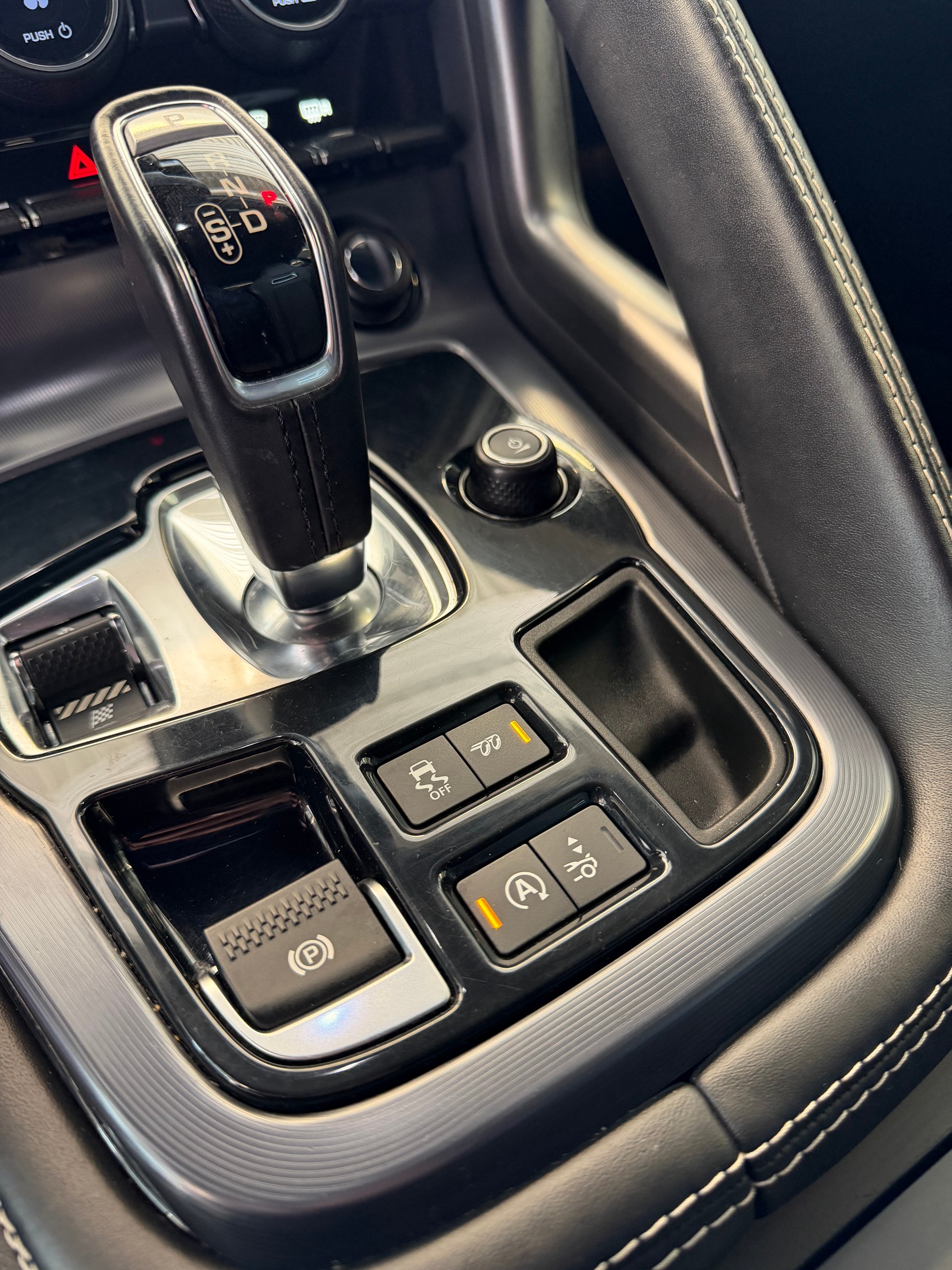 JAGUAR F-Type Coupé 5.0 V8 S/C R AWD Automatik | Satter V8 Sound | OHNE OPF | -image-17