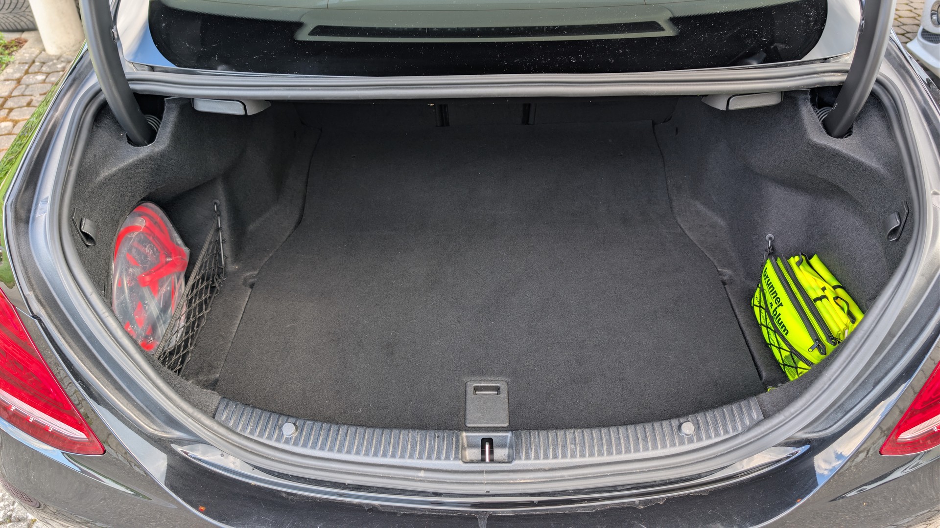 MERCEDES-BENZ C 180 Avantgarde-image-14