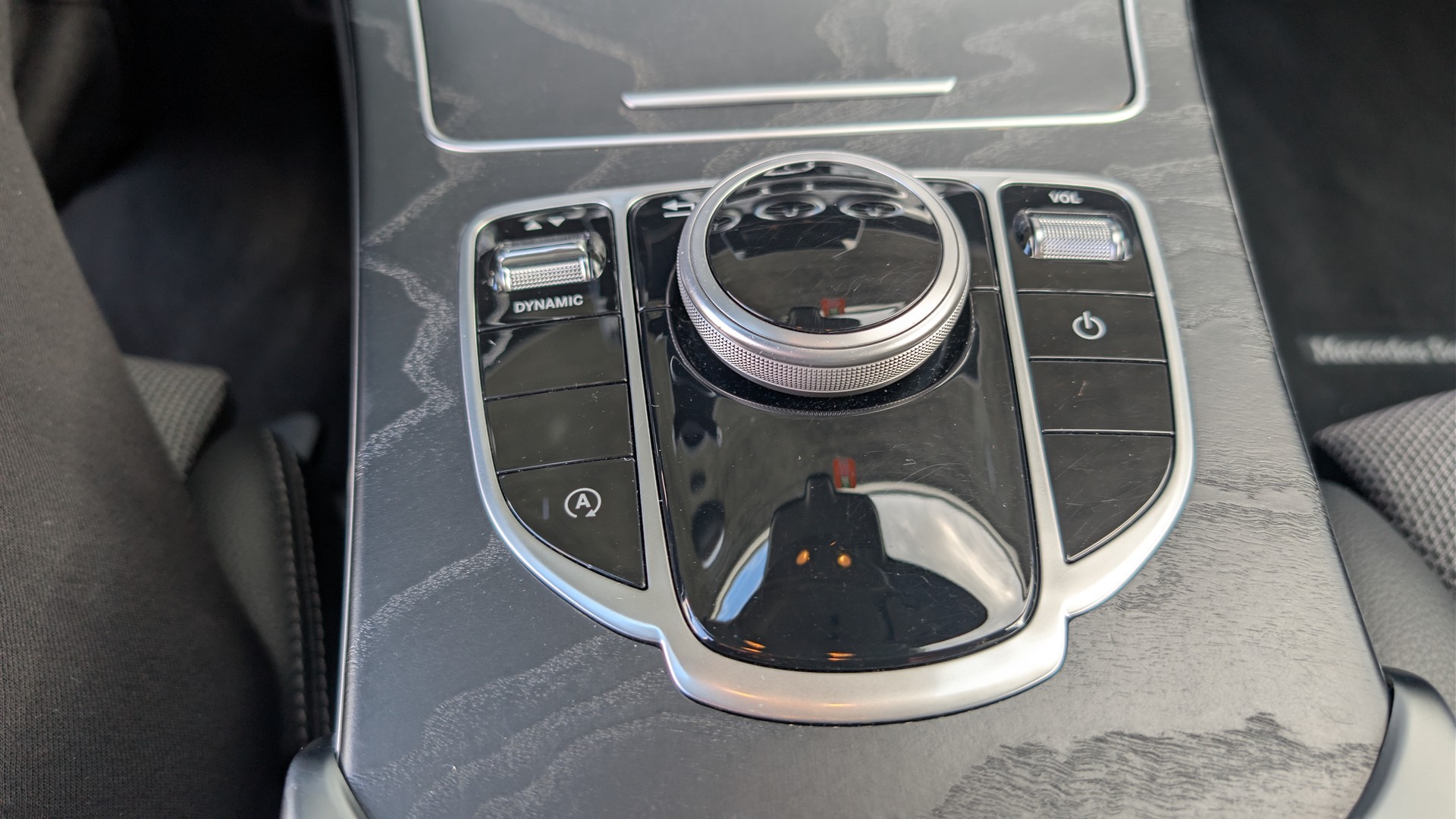 MERCEDES-BENZ C 180 Avantgarde-image-8